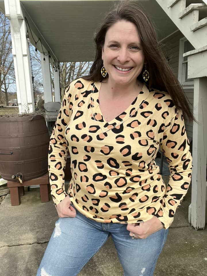 Vicki Raw Edge V-Neck Long Sleeve Top - CHEETAH